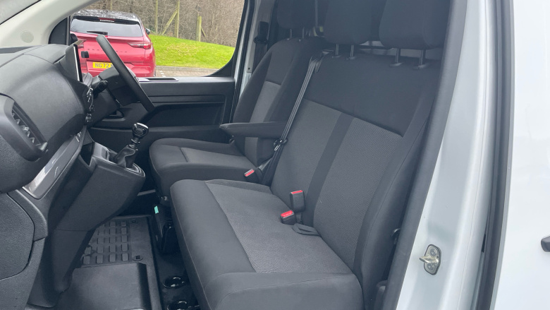 Vauxhall Vivaro L2 Diesel 1.5 Turbo D 120 Prime H1 Van